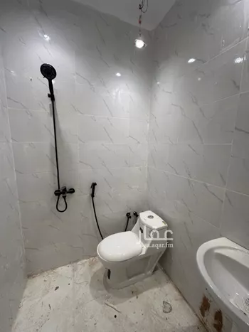 شقة للإيجار في شارع عبدالله الدملوجي, حي الملك فيصل, مدينة الرياض, منطقة الرياض صورة 3
