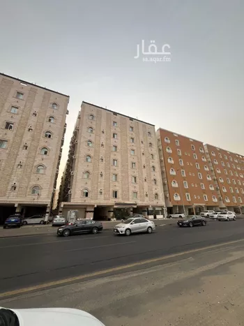شقة للإيجار في شارع عبدالله ابن ورقاء ابن جنادة, حي مريخ, مدينة جدة, منطقة مكة المكرمة صورة 3