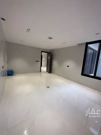 فيلا للبيع في شارع إبراهيم آل مبارك, حي الرمال, مدينة الرياض, منطقة الرياض صورة 5