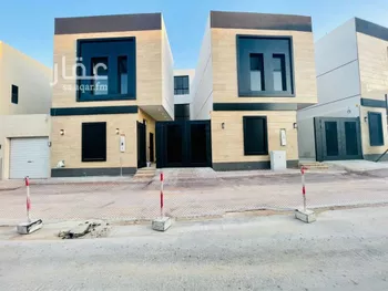 فيلا للبيع في شارع أحمد بن محمد الشعبي, حي المهدية, مدينة الرياض, منطقة الرياض صورة 3