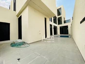 فيلا للبيع في شارع أبي الحسن الأسفرائيني, حي المهدية, مدينة الرياض, منطقة الرياض صورة 4