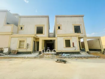 فيلا للبيع في شارع رقم 236, حي ظهرة لبن, مدينة الرياض, منطقة الرياض صورة 2