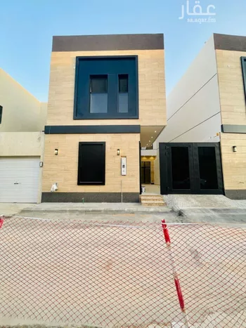 فيلا للبيع في شارع أحمد بن محمد الشعبي, حي المهدية, مدينة الرياض, منطقة الرياض صورة 2