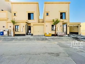 فيلا للبيع في شارع رقم 236, حي ظهرة لبن, مدينة الرياض, منطقة الرياض