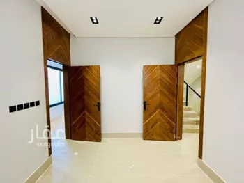 دور للبيع في شارع الجارود السلمي, حي عكاظ, مدينة الرياض, منطقة الرياض صورة 5