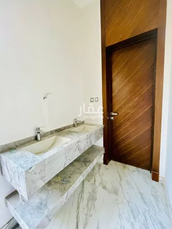 فيلا للبيع في شارع أبي عروه, حي المهدية, مدينة الرياض, منطقة الرياض صورة 5