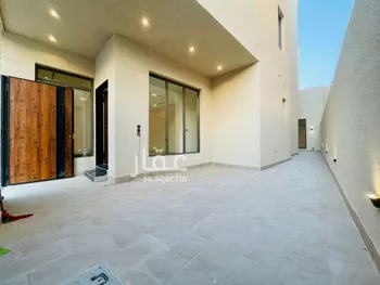 فيلا للبيع في شارع أبي محمد الأكفاني, حي المهدية, مدينة الرياض, منطقة الرياض صورة 3