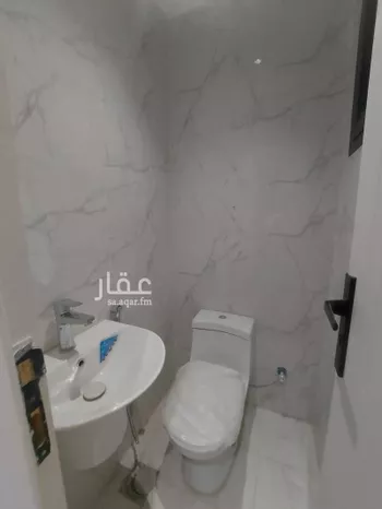 شقة للإيجار في شارع المهندس مساعد العنقري, حي الورود, مدينة الرياض, منطقة الرياض