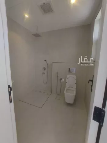 فيلا للإيجار في شارع علي بن أحمد العمري, حي العارض, مدينة الرياض, منطقة الرياض صورة 3