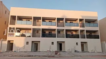 فيلا للبيع في شارع جبل الاجداد, حي ظهرة لبن, مدينة الرياض, منطقة الرياض