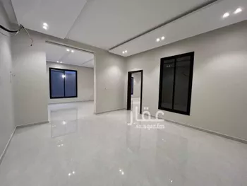 دور للبيع في شارع الممراح, حي الخليج, مدينة الرياض, منطقة الرياض صورة 2