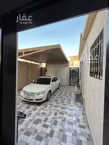 فيلا للإيجار في شارع يوسف البزاز, حي عكاظ, مدينة الرياض, منطقة الرياض