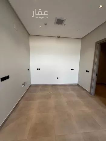 شقة للبيع في شارع الشيخ عبدالرحمن بن عبداللطيف بن عبدال, حي المنار, مدينة الرياض, منطقة الرياض صورة 3