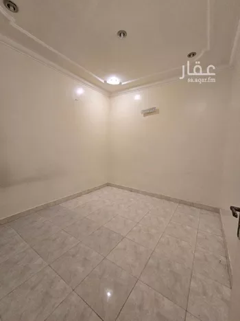 شقة للإيجار في شارع إبراهيم القيسي, حي الإزدهار, مدينة الرياض, منطقة الرياض صورة 3