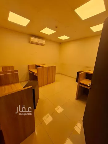 مكتب تجاري للإيجار في شارع الدائرى الشمالى الفرعي, حي الوادي, مدينة الرياض, منطقة الرياض صورة 2