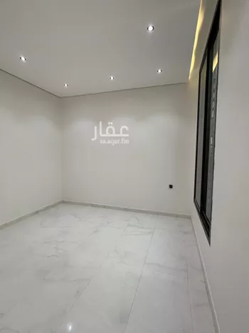 فيلا للبيع في شارع سلطان قابوس, حي المعيزيلة, مدينة الرياض, منطقة الرياض صورة 2