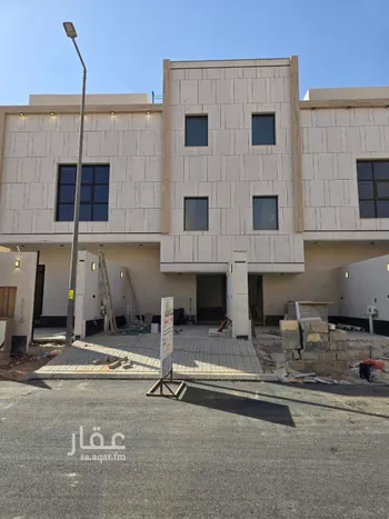 دور للبيع في شارع رقم 105, حي المونسية, مدينة الرياض, منطقة الرياض