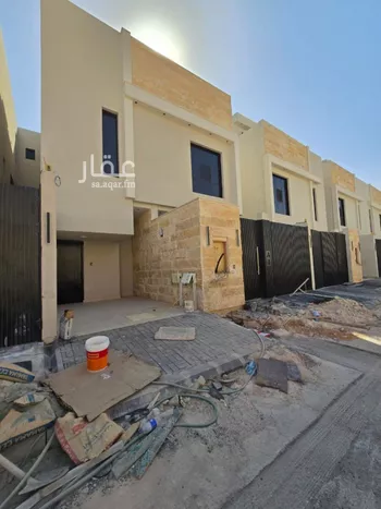 دور للبيع في شارع رقم 372, حي المونسية, مدينة الرياض, منطقة الرياض