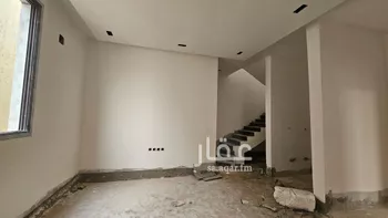 دور للبيع في شارع عبدالرحمن بن طاهر, حي غرناطة, مدينة الرياض, منطقة الرياض صورة 2