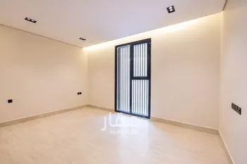 فيلا للبيع في شارع عيسي الملاحي, حي الصفاء, مدينة الرياض, منطقة الرياض صورة 4