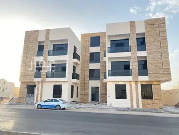 شقة للبيع في شارع ابن المهاجر, حي المهدية, مدينة الرياض, منطقة الرياض صورة 3
