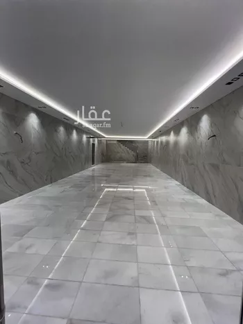 عمارة للبيع في شارع احمد مع, حي حكومي1, مدينة جدة, منطقة مكة المكرمة صورة 3