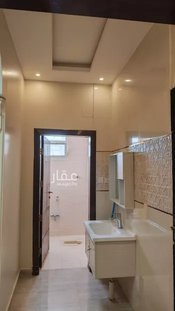 شقة للإيجار في شارع صحار بن عياش, حي المهدية, مدينة الرياض, منطقة الرياض
