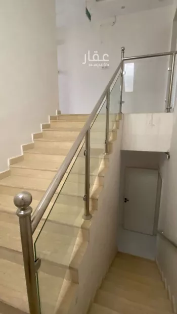 شقة للبيع في شارع دمنهور, حي عكاظ, مدينة الرياض, منطقة الرياض صورة 4
