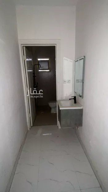 شقة للبيع في شارع دمنهور, حي عكاظ, مدينة الرياض, منطقة الرياض صورة 3