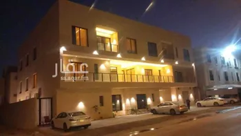 عمارة للبيع في شارع الجميل ابن حاتم, حي ظهرة لبن, مدينة الرياض, منطقة الرياض