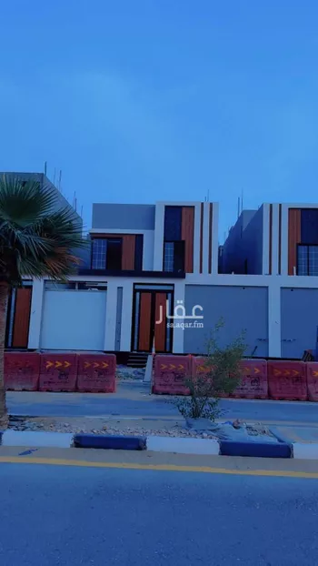 فيلا للبيع في شارع النهضة, حي الشعلة, مدينة الدمام, المنطقة الشرقية صورة 2