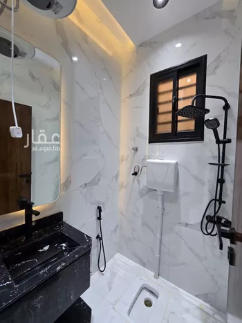 شقة للبيع في شارع اياس ابن البكير, حي الشرف, مدينة خميس مشيط, منطقة عسير صورة 4