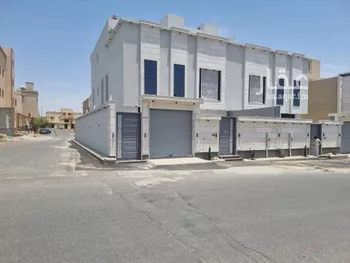 فيلا للبيع في شارع ابي المعمر الكوفي, حي النور, مدينة خميس مشيط, منطقة عسير