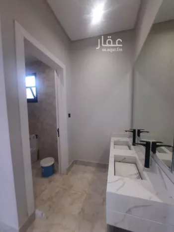 فيلا للبيع في شارع مسلية بن هذان, حي العريجاء الأوسط, مدينة الرياض, منطقة الرياض صورة 3