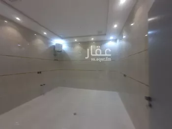 دور للبيع في شارع مسلم, حي بدر, مدينة الرياض, منطقة الرياض صورة 3