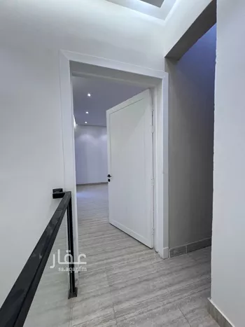 شقة للبيع في شارع عبدالله بن جعفر, حي الرمال, مدينة الرياض, منطقة الرياض صورة 3