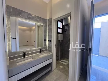 فيلا للبيع في شارع مصدة, حي العريجاء الغربي, مدينة الرياض, منطقة الرياض صورة 4