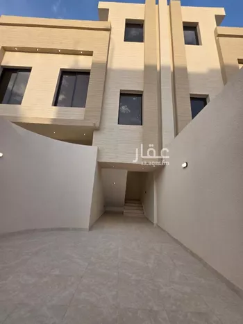 دور للبيع في شارع حامد عبدالحفيظ, حي عكاظ, مدينة الرياض, منطقة الرياض صورة 3