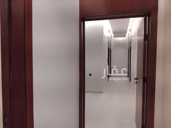 شقة للبيع في شارع عائش بن الصامت بن دريد, حي العوالي, مدينة الرياض, منطقة الرياض صورة 2