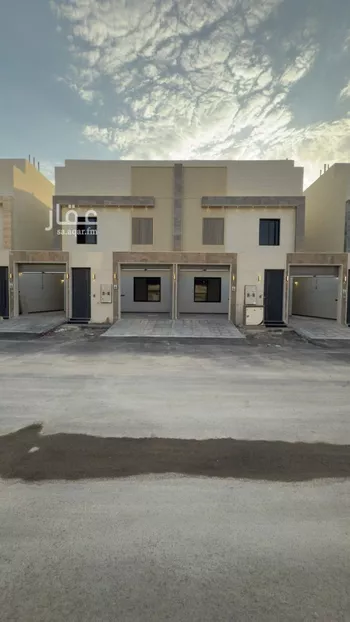 فيلا للبيع في شارع حسين الأبريقي, حي عكاظ, مدينة الرياض, منطقة الرياض