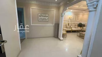 فيلا للبيع في شارع محمد بن المنذر, حي إشبيلية, مدينة الرياض, منطقة الرياض صورة 4