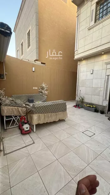 فيلا للبيع في شارع أحمد بن محمد الذهبي, حي العارض, مدينة الرياض, منطقة الرياض صورة 3