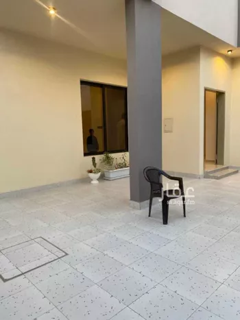 فيلا للإيجار في شارع رقم 386, حي النرجس, مدينة الرياض, منطقة الرياض صورة 2