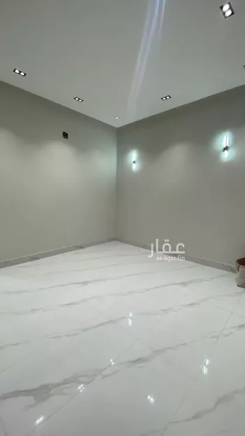 دور للبيع في شارع الشيخ محمد بن جبير , حي العوالي, مدينة الرياض, منطقة الرياض صورة 2