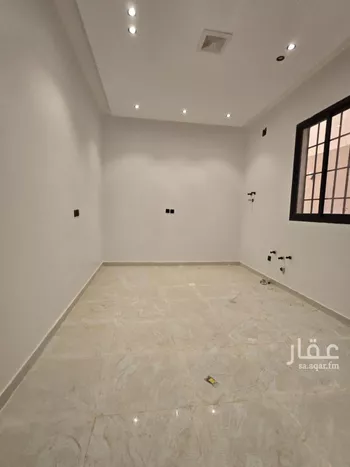 فيلا للبيع في شارع السقاف, حي عكاظ, مدينة الرياض, منطقة الرياض صورة 3