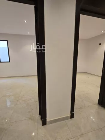 فيلا للبيع في شارع السقاف, حي عكاظ, مدينة الرياض, منطقة الرياض صورة 4