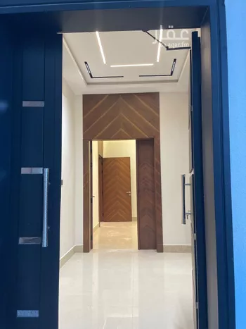 فيلا للبيع في شارع السيل, حي المهدية, مدينة الرياض, منطقة الرياض صورة 4