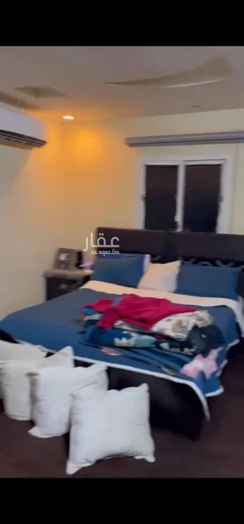 فيلا للبيع في شارع أبي العباس المرداوي, حي العزيزية, مدينة الرياض, منطقة الرياض