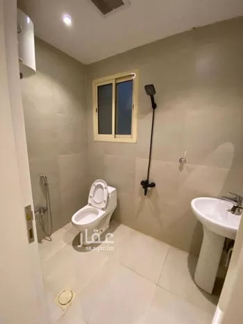 شقة للبيع في شارع سكاكا, حي ظهرة لبن, مدينة الرياض, منطقة الرياض صورة 2