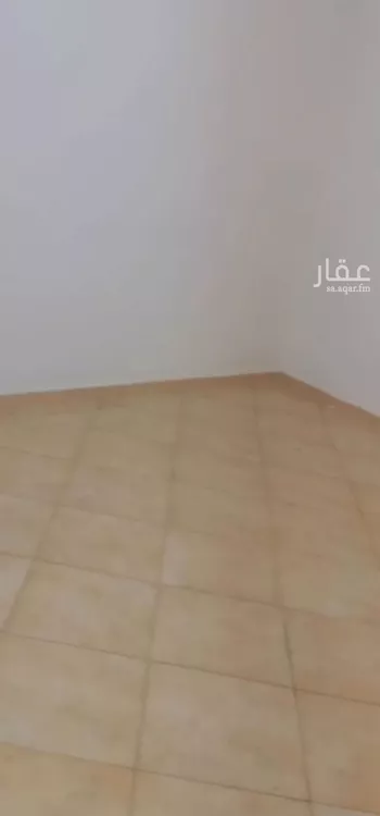 شقة للإيجار في شارع طريق الامير مساعد بن عبدالرحمن بن فيصل, حي العريجاء الأوسط, مدينة الرياض, منطقة الرياض